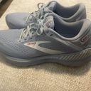 Brooks Running Shoes Photo 2