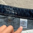 Time And Tru Denim shorts Photo 2