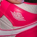 Jordan 1 mid hyper pink white Photo 9