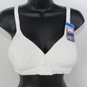 Hanes ladies NWT  Bra Photo 0