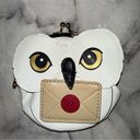 Harry Potter  Hedwig The Owl Letter Carrier Coin Purse Universal Parks Bioworld Photo 0