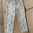 Chico's EUC CHICO’S Platinum Cropped Lace Print Jeans Photo 0