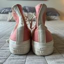 Converse Pink Sneakers Photo 2
