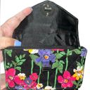 Vera Bradley 🌷NWOT  ‘Your Turn’ Smartphone Wristlet, Wildflower Garden Photo 6