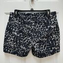 Isaac Mizrahi  New York Women's Stretch Leopard Print Shorts Chino Size 6 Black Photo 1