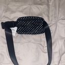 Lululemon Everywhere Belt Bag Photo 5