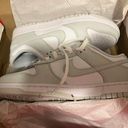 Nike Women’s Dunk Low Photo 1