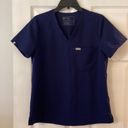 FIGS  Technical Collection size S is excellent condition color navy blue Photo 2