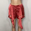 Willow & Clay New.  coral embroidered shorts with tie. Photo 0