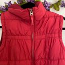 American Eagle puffer vest, Dark rose pink color. Photo 3