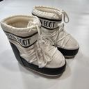 The Moon  BOOT Icon Low Nylon Boot in White Photo 1