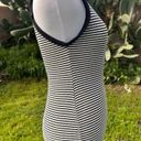 Black and white Slip on body con dress scoop neck Photo 2