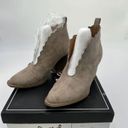 Qupid  heel boots size 6 in original box Photo 2