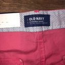 Old Navy  size 8 pink everyday chino Shorts

New with tags Photo 3