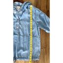 Chico's  Zenergy Hooded Snap Chambray Top Women's Size 1 (8/10) Blue 3/4 Sleeve Photo 5
