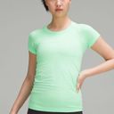 Lululemon Swiftly Tech Short Sleeve 2.0 Photo 0