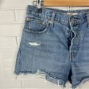 Levi's Levi’s Button Fly Distressed Wedgie Shorts Size 30 Photo 4