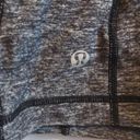 Lululemon  top sz 4 Photo 4