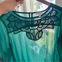 Charming Charlie 🦋  Emerald Green Sheer Bell Sleeve 3/4 Sleeve Blouse Large Photo 4