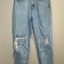 Pretty Little Thing  knee rip high rise distressed mom jeans women’s size small 6 Photo 2