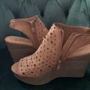 sbicca  Tan Cut Out Wedges Size 8 Photo 4