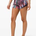 Lululemon  Hotty Hot II Shorts 2.5 Chroma Fusion Multi Black SIZE 10 Photo 6