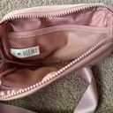 Lululemon  Belt Bag  Photo 4