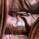 Uniqlo  Burgundy Vest Size Small Photo 1