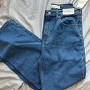 Abercrombie 90’s Relaxed Jean Size 29 Photo 1