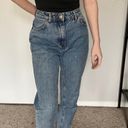 Pull & Bear Mom Jeans Photo 1