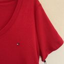 Tommy Hilfiger  Crew Neck Red T Shirt MEDIUM Short Sleeves Logo Flag Tee Photo 6