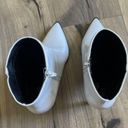 mix no. 6  Dann White Patent Leather Ankle Booties Size 8.5 M Black Heels Photo 6