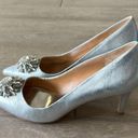 Badgley Mischka  Silver Metallic Leather Crystal Embellished Heels Size: 8 Photo 5