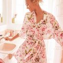 Show Me Your Mumu 🆕  Brie Floral Robe Photo 3