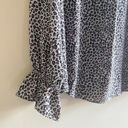 T Tahari  Leopard Print V‎ Neck Button Down Long Sleeve Blouse Top Womens Size L Photo 4