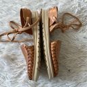 Women’s Leather lace up flat Sandals in light brown size 7 Photo 2