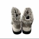 Khombu Ladies' All Weather Water Repellent Cream Fur Lined Booties Size 10 NEW Photo 4