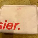 Glossier cosmetic bag Photo 3