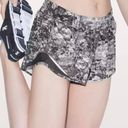 Lululemon Hottie Hot Shorts 2.5” Size 8, Black Lace Pattern Photo 0