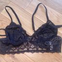 Emma & Sam Strappy Lace Bralette M Photo 0