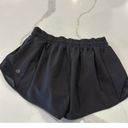 Lululemon Hotty Hot Short 2.5” Photo 1