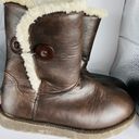 Kohls  Women casual boots size 6 man made material Photo 2