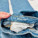 American Eagle Distressed Mom Jeans Women's Size 0 Medium Wash Rigid Denim Blue Photo 3