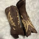 butterfly western boots size 7 Brown Photo 0