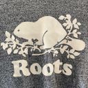 Roots Women’s grey  Canada logo T shirt size xs Photo 2