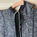 Brooks  Utopia Thermal Hoodie. Color: Navy Size: XS Photo 3