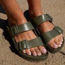 Birkenstock  Arizona Sandals in green Photo 1