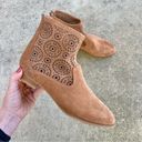 Jack Rogers  Ronnie Bootie Laser Cut Luggage Tan Suede Boot Flat Size 6.5 Photo 1