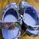 Crocs Purple Butterfly Print Clogs Mules Sandals Shoes New Photo 2