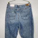 American Eagle  Women 16 Short Medium Wash Curvy Mom Jeans Distressed High Rise Photo 7